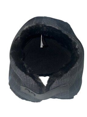 Banana Republic Glen Check Black and Grey Plaid Fur Detail Hat S/M NWOT